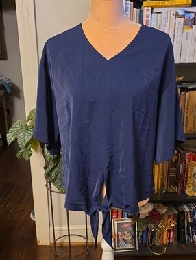 VIISHOW Navy Blue V Neck Tie Front Blouse Relaxed Fit Top Size Large